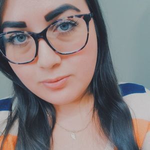 Meet your Posher, Mayra